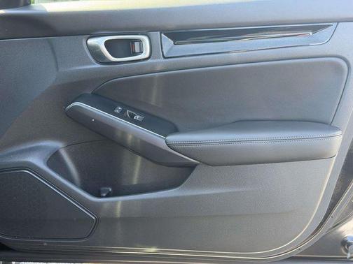 Crystal Black Pearl 2026 Honda Civic Hybrid TOURING