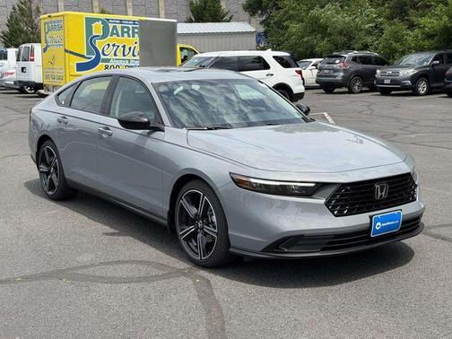 Urban Gray Pearl 2026 Honda Accord SE