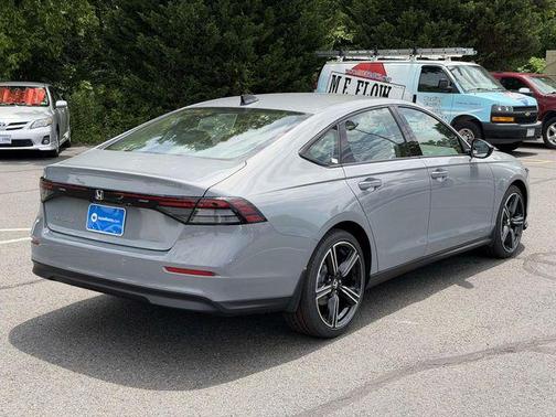 Urban Gray Pearl 2026 Honda Accord SE
