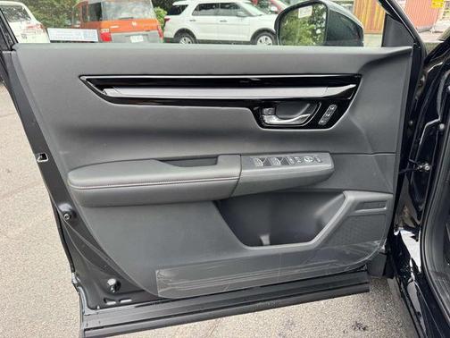 Crystal Black Pearl 2026 Honda CR-V Hybrid Sport Touring
