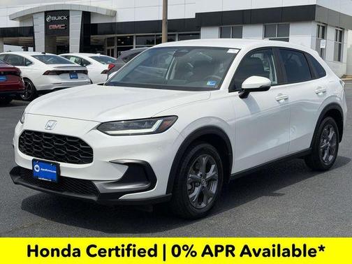 Platinum White Pearl 2026 Honda HR-V LX
