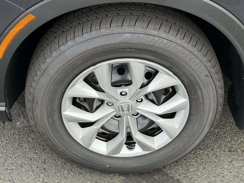 Meteorite Gray Metallic 2026 Honda CR-V LX