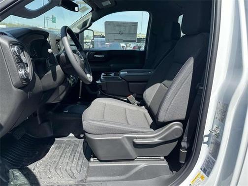 2025 GMC Sierra 2500 Pro