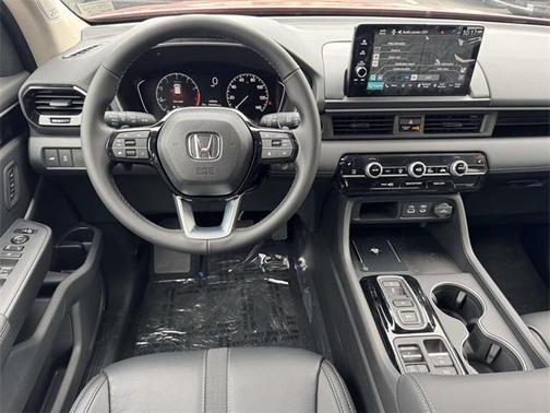 2025 Honda Pilot Touring+