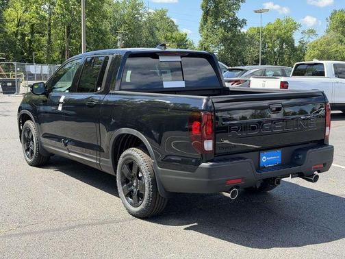 Crystal Black Pearl 2026 Honda Ridgeline Black Edition