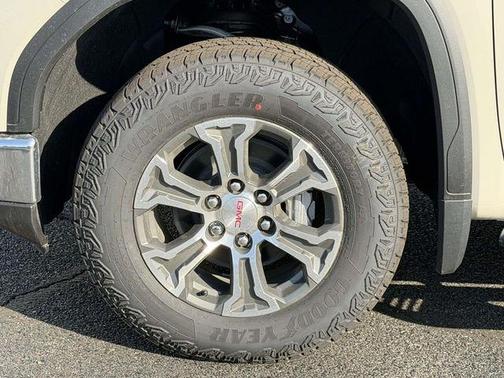 Dune 2026 GMC Sierra 1500 SLE