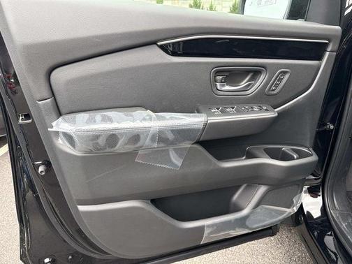 Crystal Black Pearl 2026 Honda Pilot EX-L