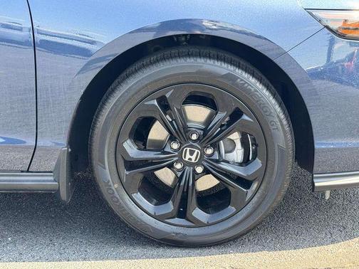 Canyon 2025 Honda Accord SE