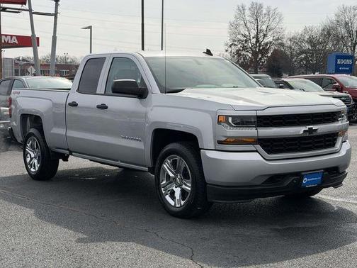 2018 Chevrolet Silverado 1500 Custom