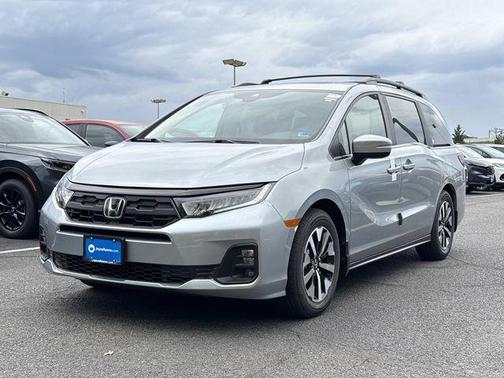 Solar Silver Metallic 2026 Honda Odyssey EX-L