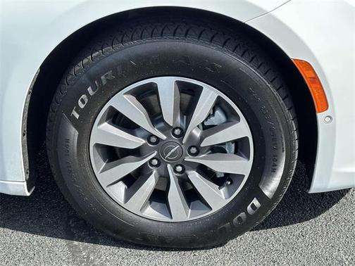 2021 Chrysler Pacifica Hybrid Touring L