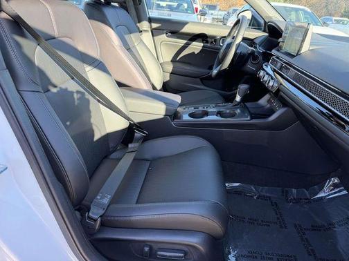 2026 Honda Civic Hybrid TOURING