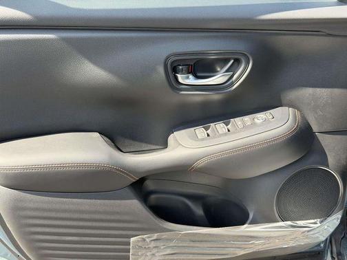 Pearl 2026 Honda HR-V Sport