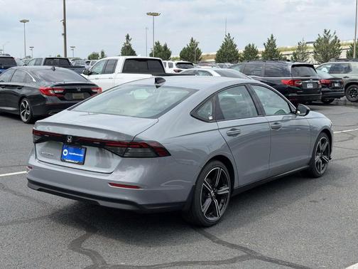 Urban Gray Pearl 2026 Honda Accord SE