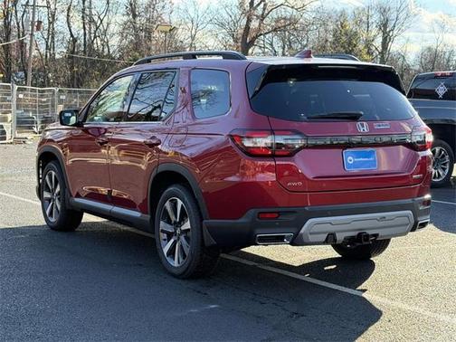 2025 Honda Pilot Touring