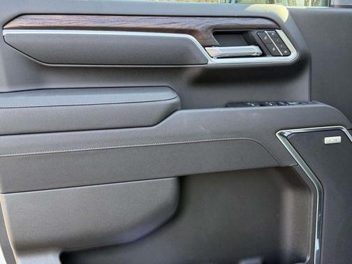 2026 GMC Sierra 2500 SLT