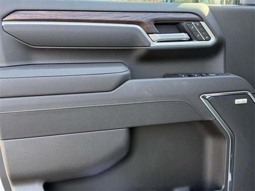 2026 GMC Sierra 2500 SLT