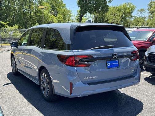 Sonic Gray Pearl 2026 Honda Odyssey Touring