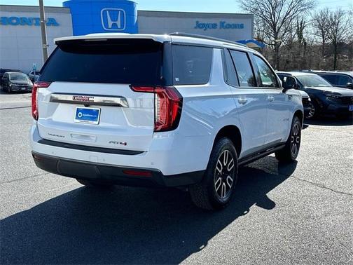 2023 GMC Yukon AT4