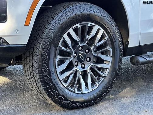 2025 Chevrolet Suburban Z71