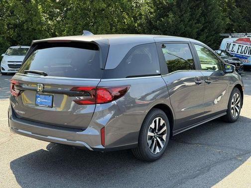 Modern Steel Metallic 2026 Honda Odyssey EX-L