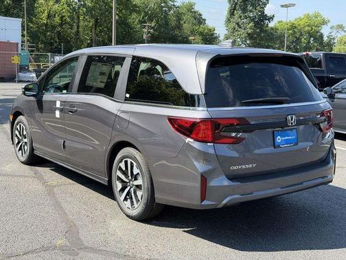 Modern Steel Metallic 2026 Honda Odyssey EX-L
