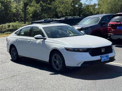 2025 Honda Accord Hybrid Touring