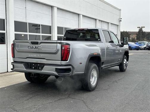 2025 GMC Sierra 3500 Denali Ultimate