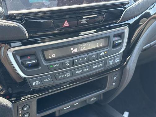 2025 Honda Ridgeline Black Edition