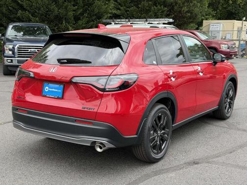 R 81 2027 Honda HR-V Sport