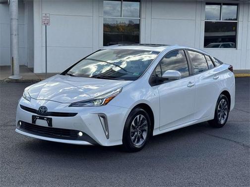 2022 Toyota Prius XLE