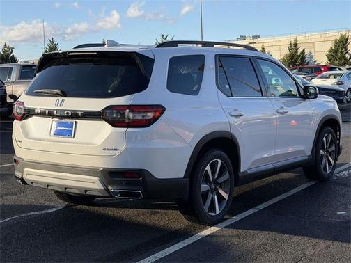 2025 Honda Pilot Elite