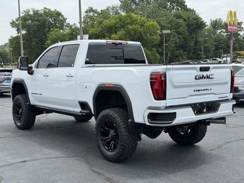 Glacier White 2026 GMC Sierra 2500 Denali Ultimate
