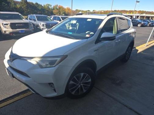 2018 Toyota RAV4 Hybrid LE Plus