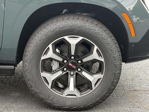 Midnight Pine 2026 GMC Yukon AT4 Ultimate