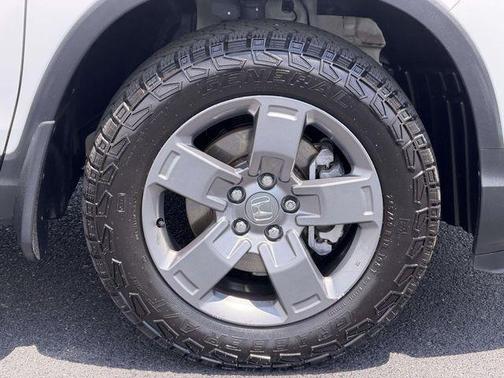 Platinum White Pearl 2025 Honda Ridgeline TrailSport