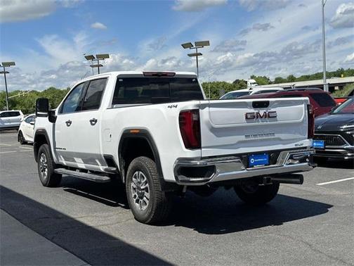 2025 GMC Sierra 3500 SLT