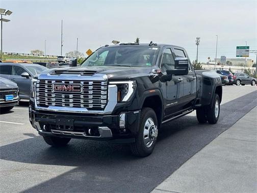 2025 GMC Sierra 3500 Denali