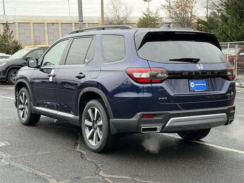 2025 Honda Pilot Touring
