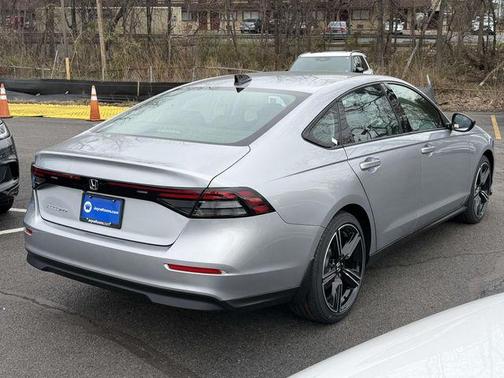 Solar Silver Metallic 2026 Honda Accord SE