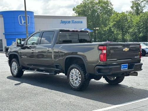 2022 Chevrolet Silverado 3500 High Country