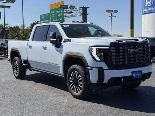 Glacier White 2026 GMC Sierra 2500 Denali Ultimate