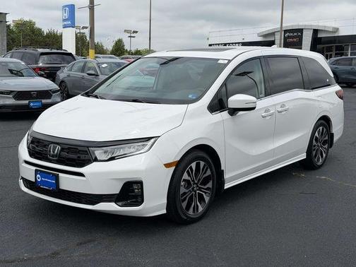 Platinum White 2026 Honda Odyssey Elite