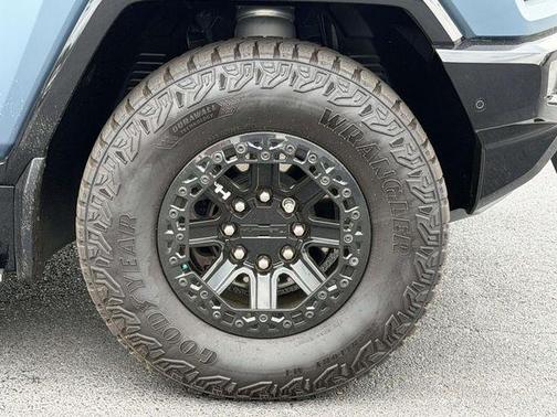 Neptune Blue 2024 GMC HUMMER EV SUV 3X