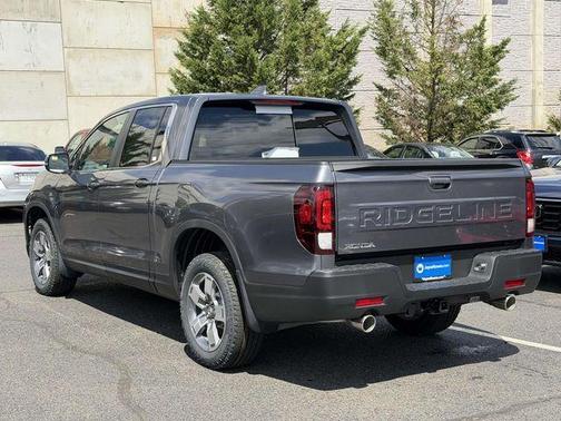 Modern Steel Metallic 2026 Honda Ridgeline RTL