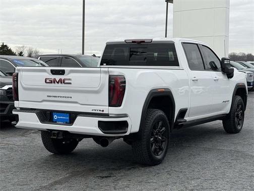 2024 GMC Sierra 2500 AT4