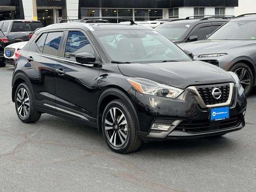 2020 Nissan Kicks SR