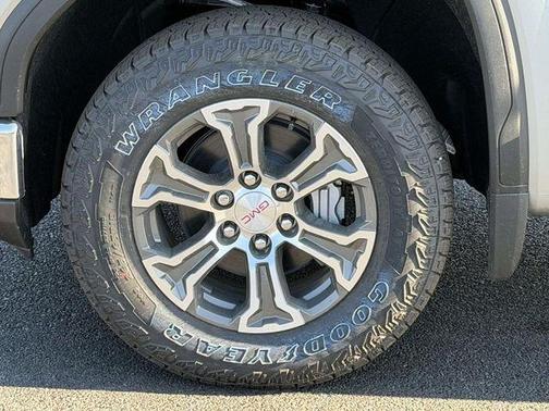 Sterling 2026 GMC Sierra 1500 SLE