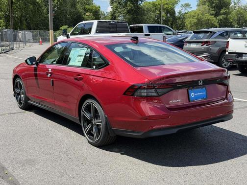 R 569M 2026 Honda Accord SE
