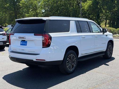 Summit White 2026 GMC Yukon XL Elevation
